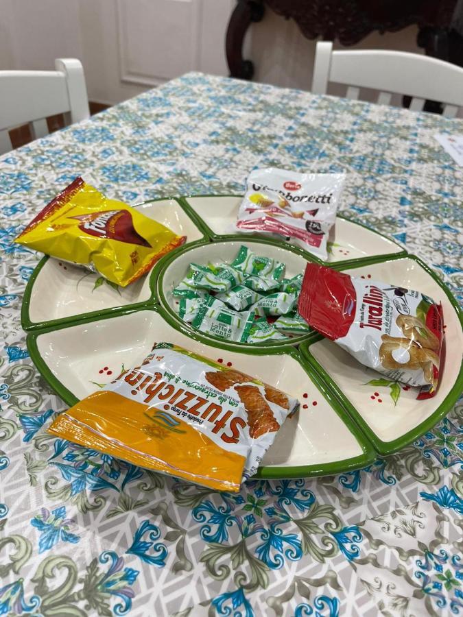 Perry Home Napoli Eksteriør billede